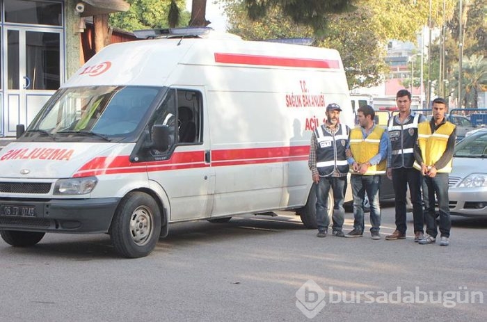 Sahte ambulansta 27 bin 500 paket kaçak sigara