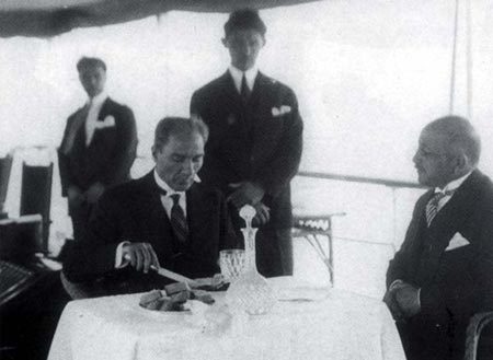 Atatürk ile ilgili az bilinenler
