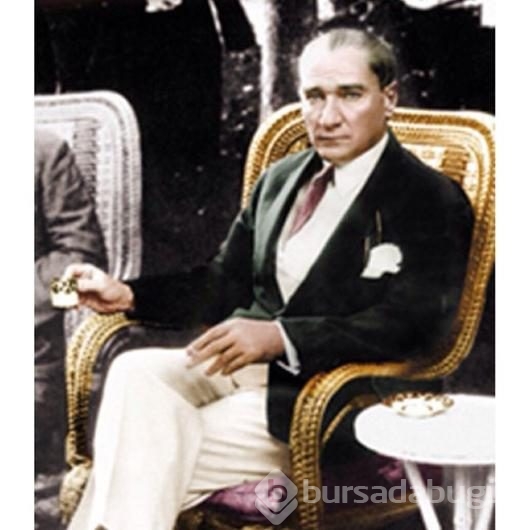 Ünlü isimler 10 Kasım'da Atatürk'ü saygı ve özlemle andı