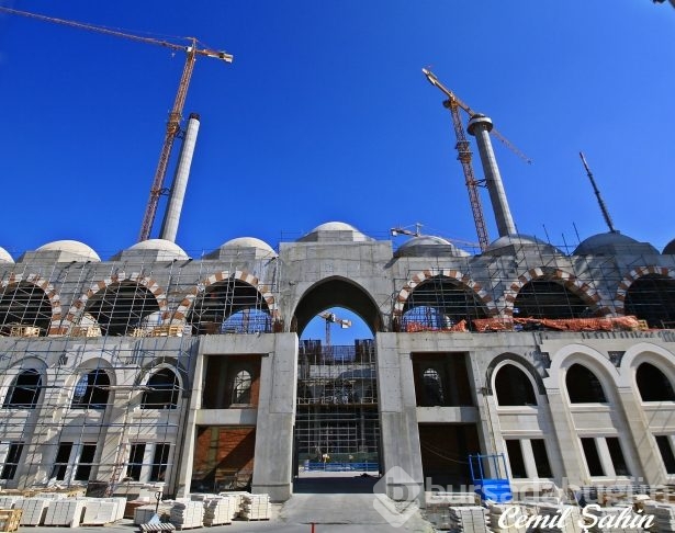 Çamlıca Camii'nde artık sona doğru