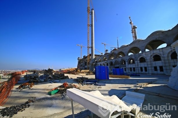 Çamlıca Camii'nde artık sona doğru