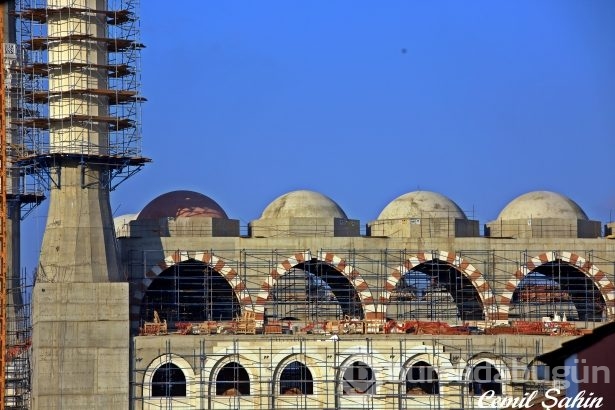 Çamlıca Camii'nde artık sona doğru