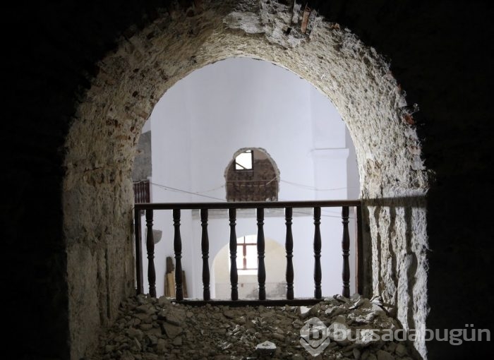 Tarihi cami ihtişamına kavuşuyor