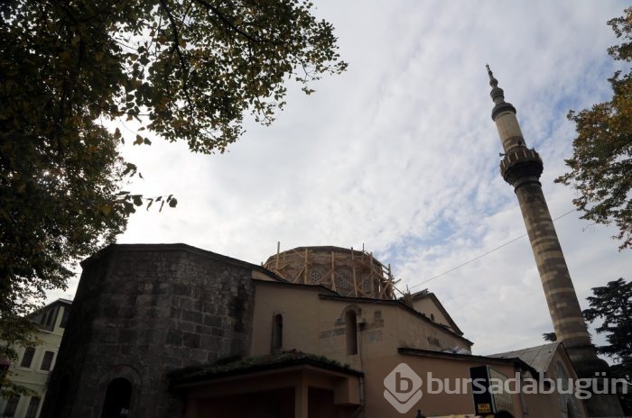 Tarihi cami ihtişamına kavuşuyor