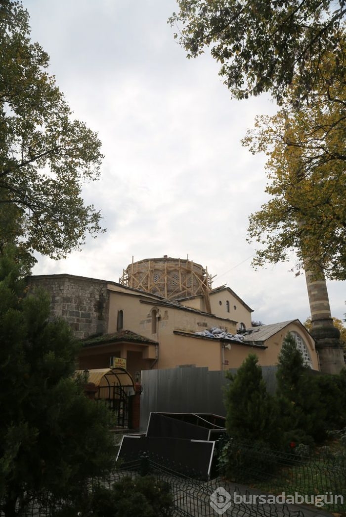 Tarihi cami ihtişamına kavuşuyor