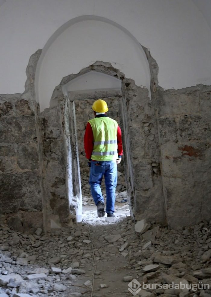 Tarihi cami ihtişamına kavuşuyor