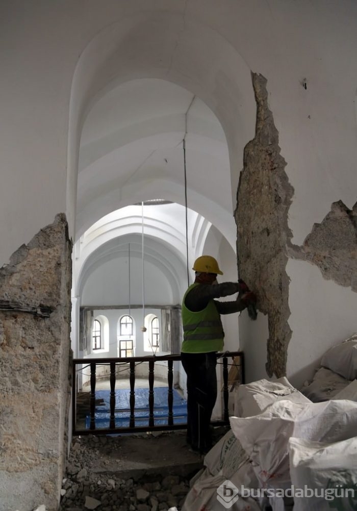 Tarihi cami ihtişamına kavuşuyor