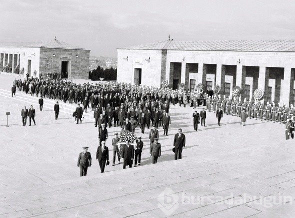 10 Kasım eski anma görüntüleri TSK verdi