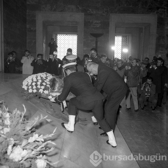 10 Kasım eski anma görüntüleri TSK verdi