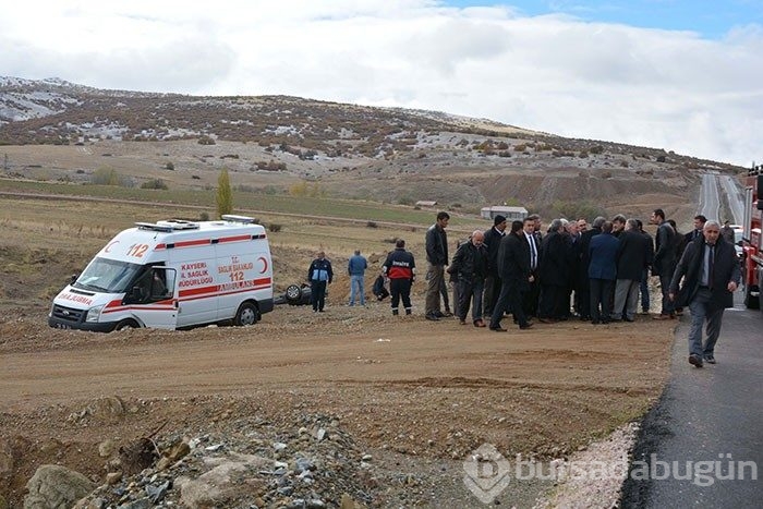 Kayseri Büyükşehir Belediye Başkanı Çelik'in konvoyunda kaza