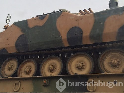 Diyarbakır-Silvan karayolunda askeri servis aracının geçişi sırasında patlama