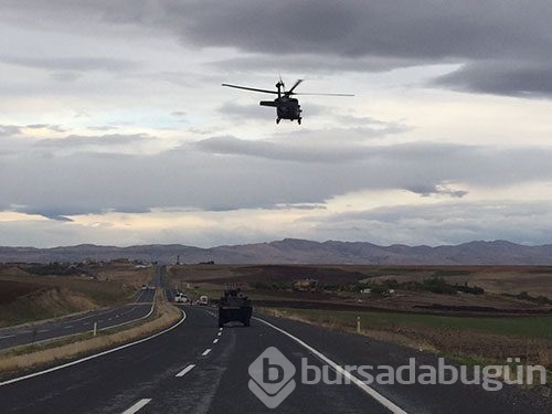 Diyarbakır-Silvan karayolunda askeri servis aracının geçişi sırasında patlama