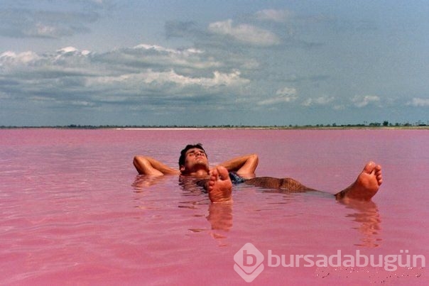Pembe göl