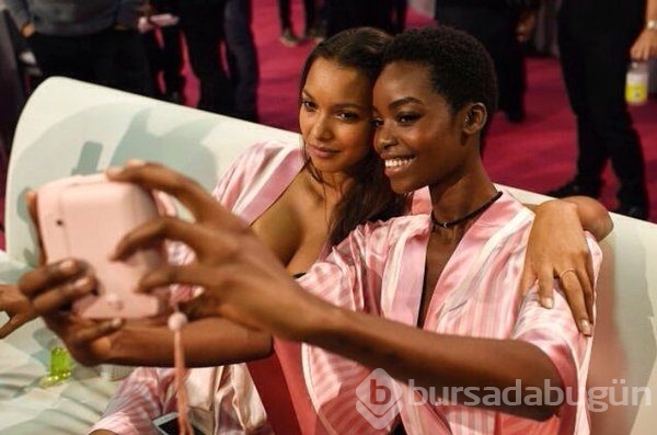 Victoria's Secret Show'un perde arkasından ilk fotoğraflar