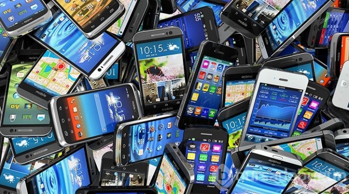 Ekranı en parlak telefonlar