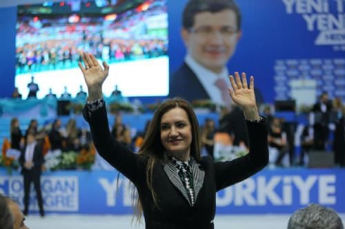 İşte AK Parti'nin 100 günde gerçekleştireceği icraatlar