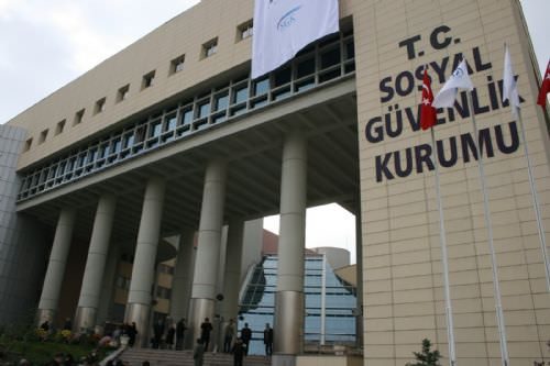 İşte AK Parti'nin 100 günde gerçekleştireceği icraatlar