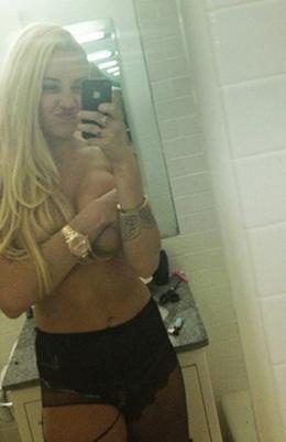 Ünlülerin banyo selfie'leri!