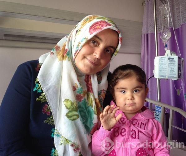 4 yaşındaki Sümeyra'ya 2 böbrek nakledildi 