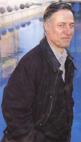 Kemal Sunal'ı saygıyla anıyoruz