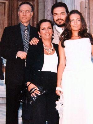 Kemal Sunal'ı saygıyla anıyoruz