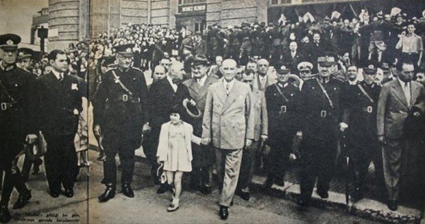 Atatürk'ün bilinmeyen İstanbul fotoğrafları