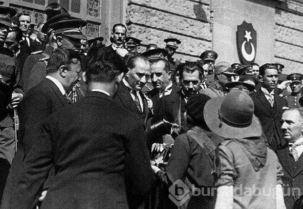 Atatürk'ün bilinmeyen İstanbul fotoğrafları