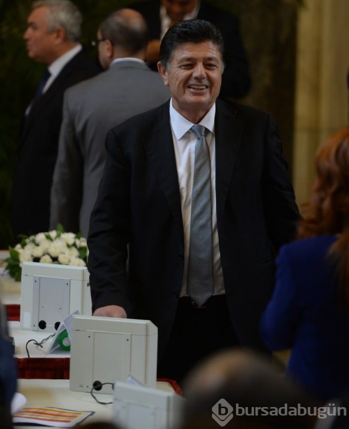 Milletvekilleri kayıt yaptırıyor