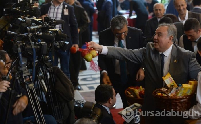 Milletvekilleri kayıt yaptırıyor