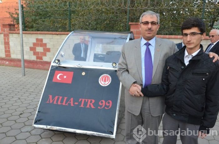 İmam hatipli öğrenciden flash bellekle çalışan otomobil