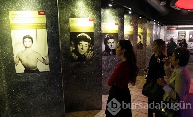 "İşte Benim Zeki Müren Sergisi" açıldı