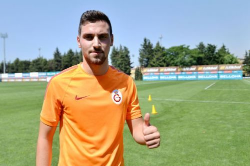 Galatasaray'da 3 yolcu
