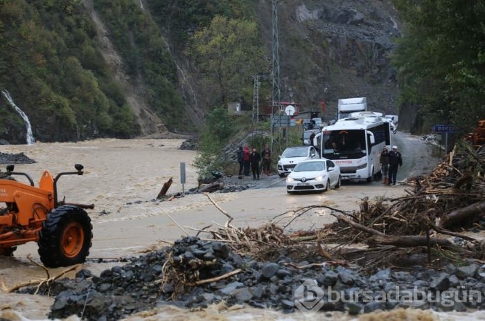 Artvin'de heyelan