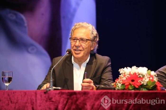 Zülfü Livaneli Bursa'da okurlarıyla buluştu
