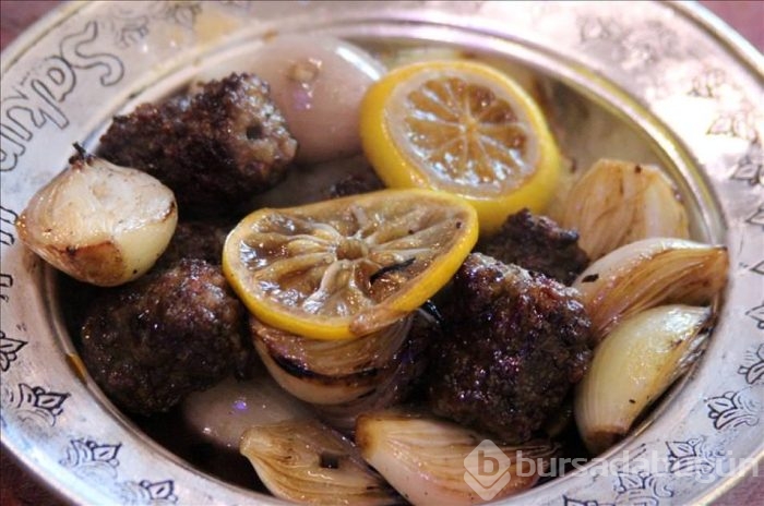 Gaziantep'te sonbaharın vazgeçilmezi "soğan kebabı"
