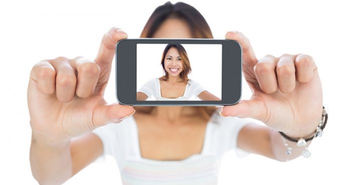Selfie modası estetik yaşını düşürdü!	
