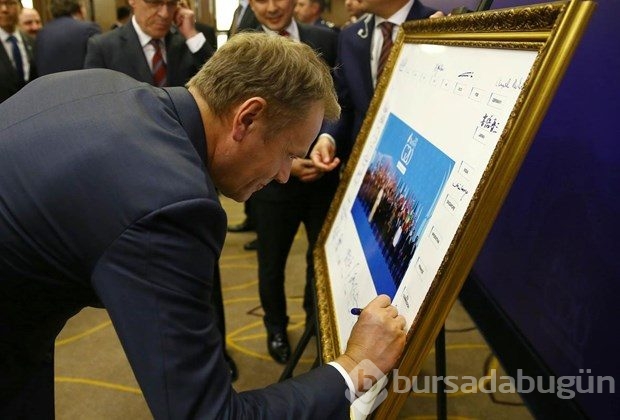 G20'de aile fotoğrafına imza