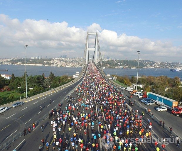 İstanbul Maratonu'nda renkli görüntüler