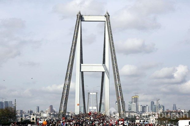 İstanbul Maratonu'nda renkli görüntüler
