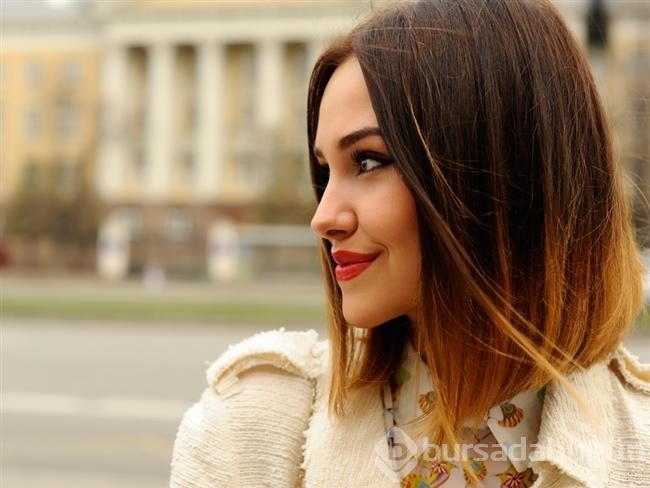Sizi yaşlı gösterecek 5 saç hatası