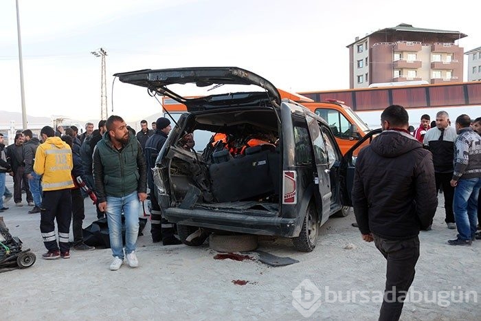 Doğubayazıt'ta kaza: 7 ölü, 1 yaralı