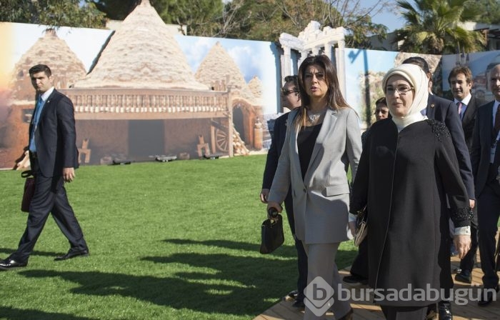Lider eşleri Antalya'yı gezdi