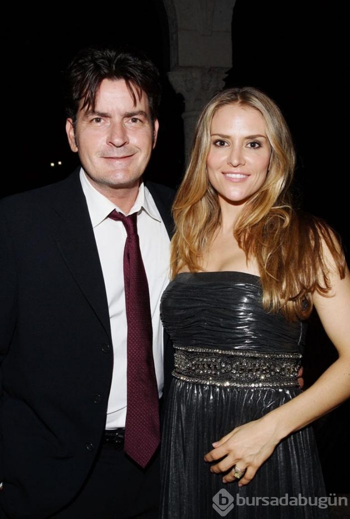 Charlie Sheen HIV virüsü mü taşıyor?