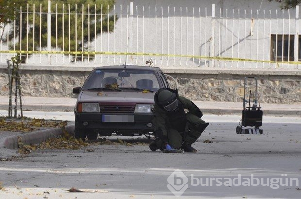 Konya'da polis memurunun aracına bomba