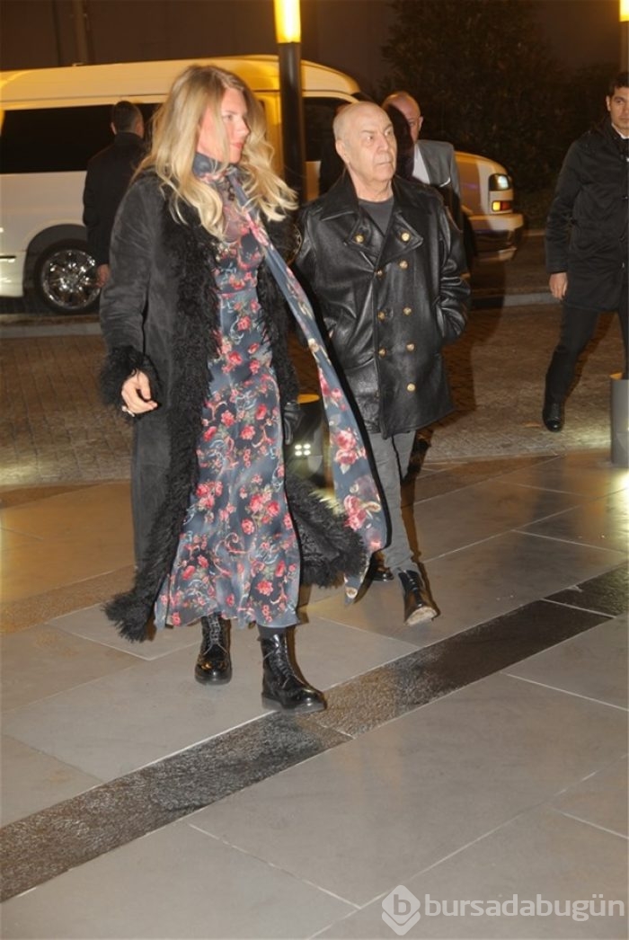 Cem Yılmaz'dan yakın dostlara özel gala