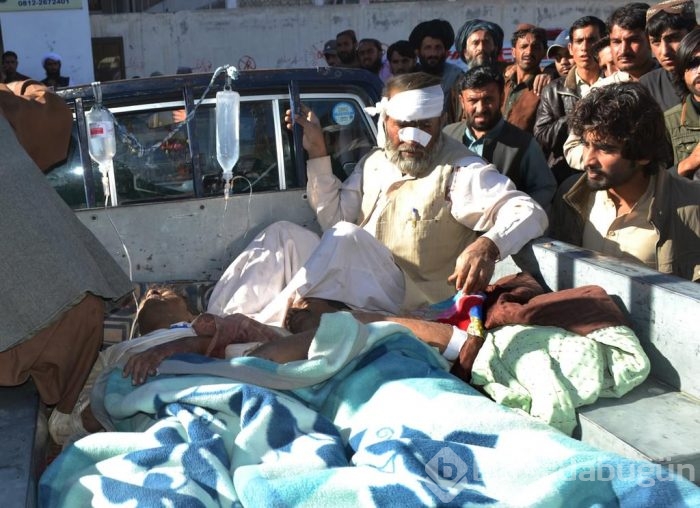Pakistan'da feci kaza!