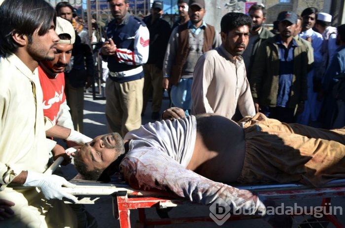 Pakistan'da feci kaza!