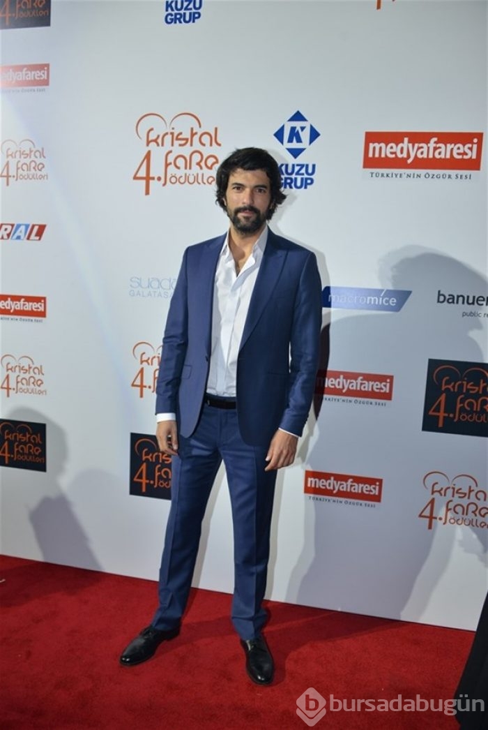 Engin Akyürek: Ödül almak motive edici!