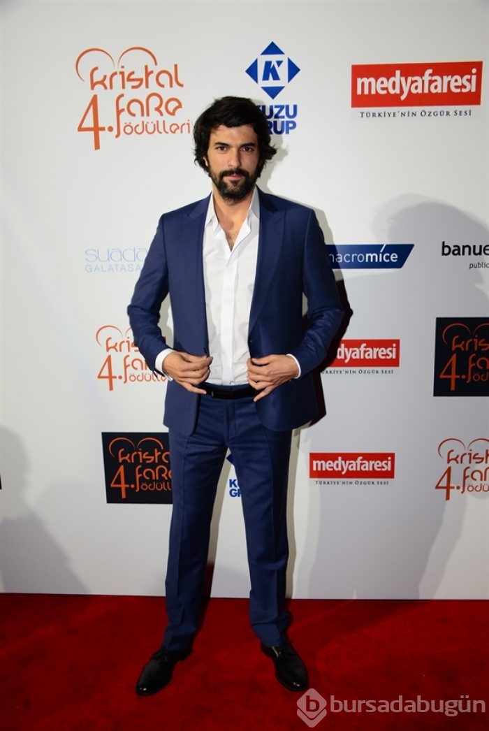 Engin Akyürek: Ödül almak motive edici!