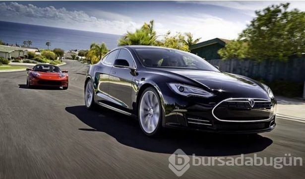 Merakla beklenen Tesla Türkiye'de